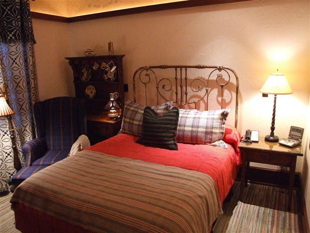 Hotel Pattee Perry Extérieur photo