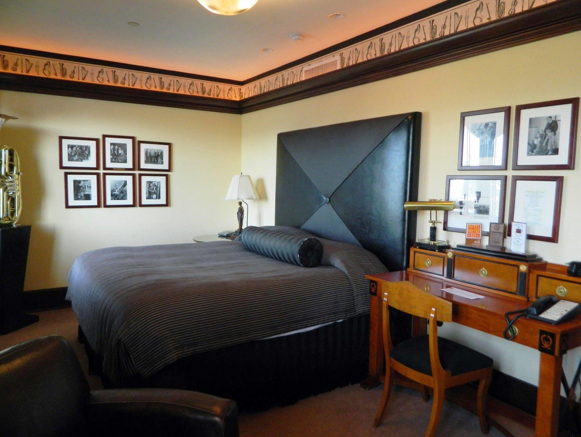 Hotel Pattee Perry Extérieur photo