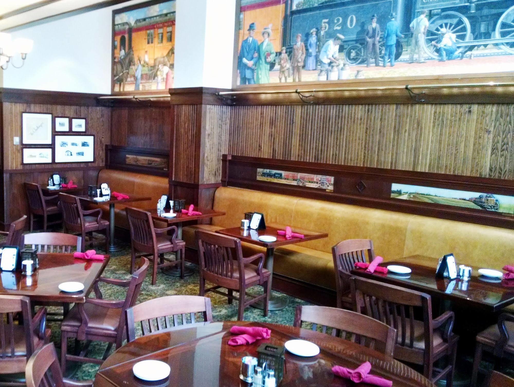 Hotel Pattee Perry Extérieur photo