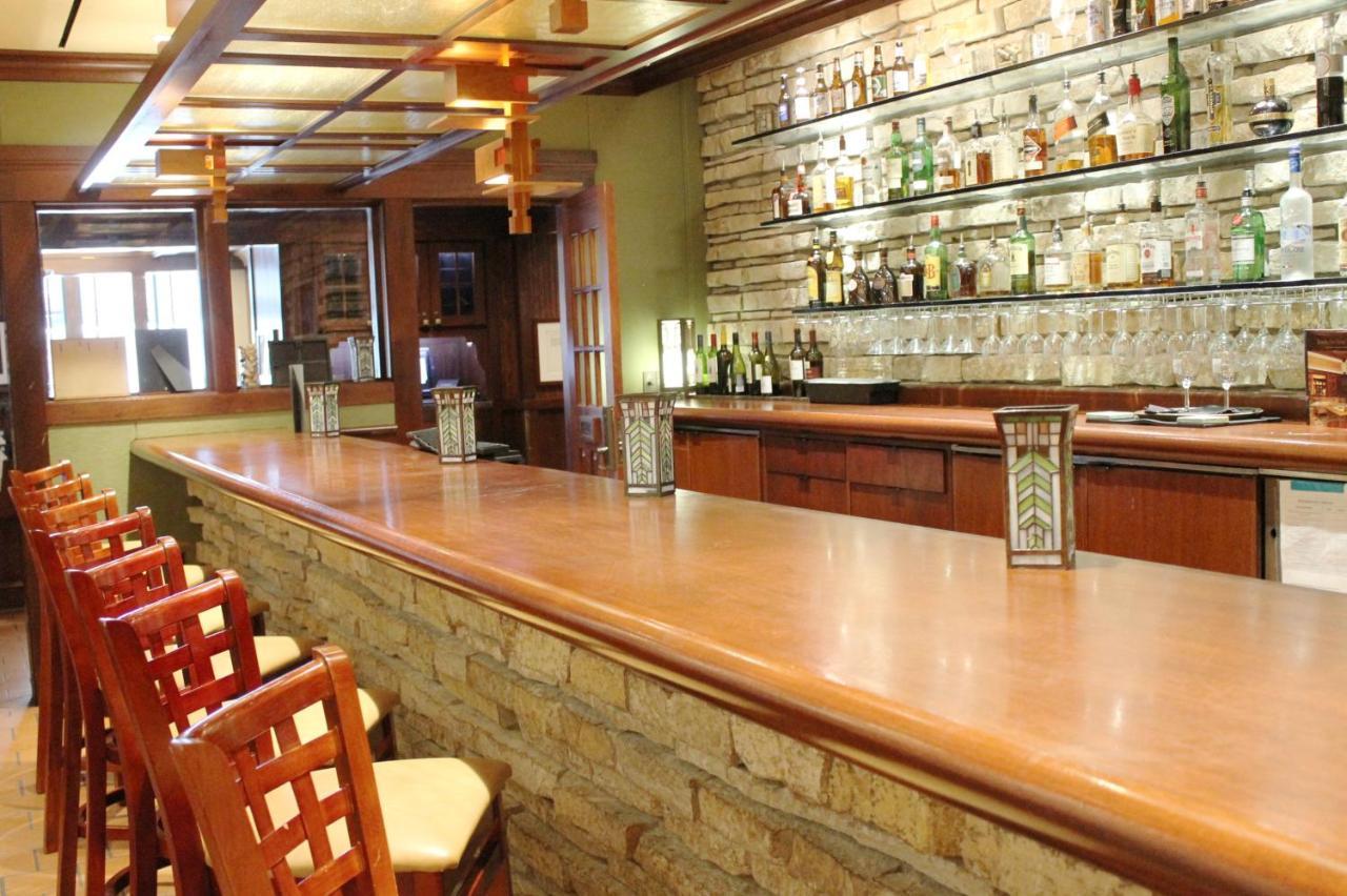 Hotel Pattee Perry Extérieur photo