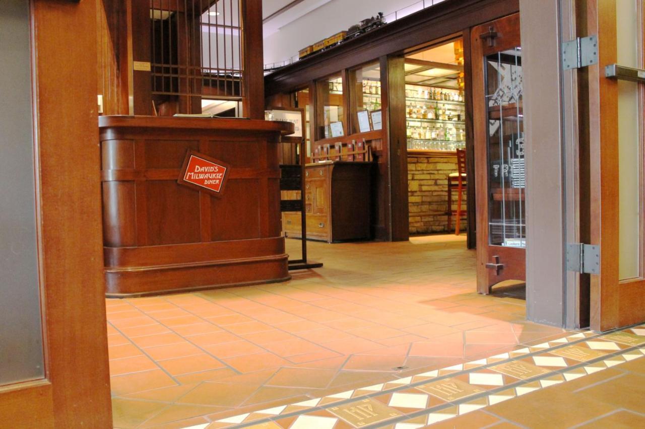 Hotel Pattee Perry Extérieur photo